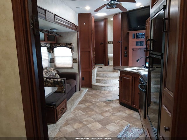 Forest River Sandpiper 32rl 5th Whl Travel Trailer