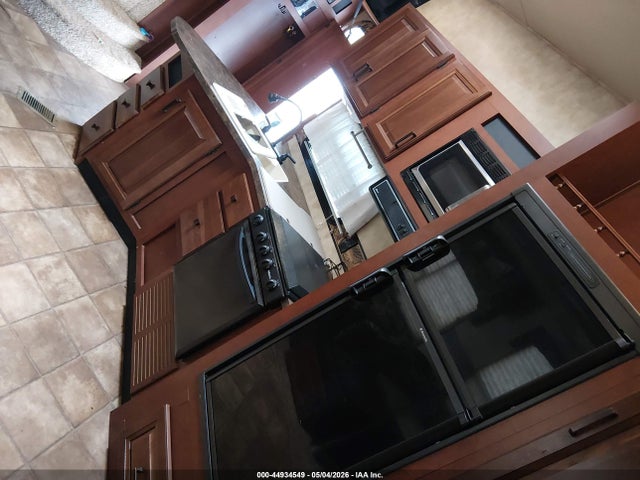Forest River Sandpiper 32rl 5th Whl Travel Trailer