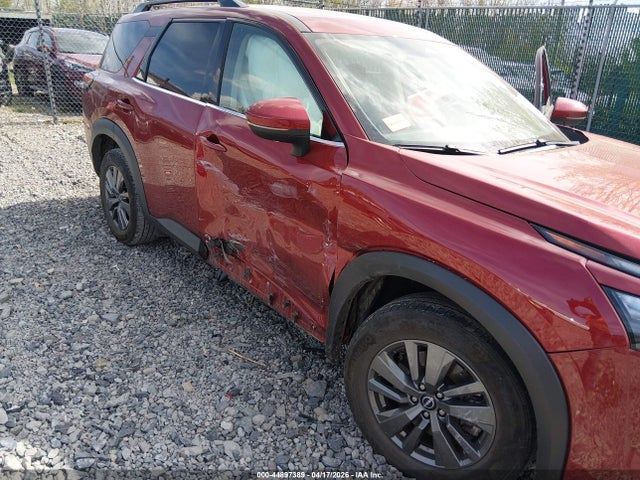 Nissan Pathfinder Sv 4wd
