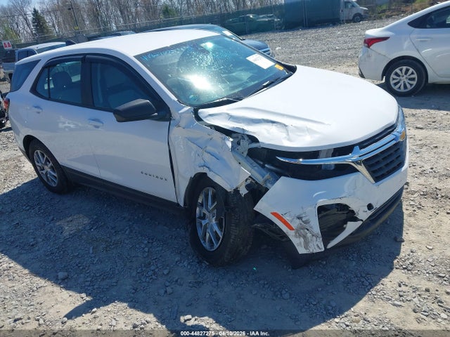 Salvage Chevrolet Equinox Image