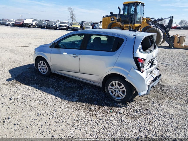 Chevrolet Sonic Fwd  1fl 5-door