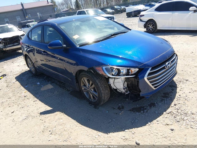 Salvage Hyundai ELANTRA Image