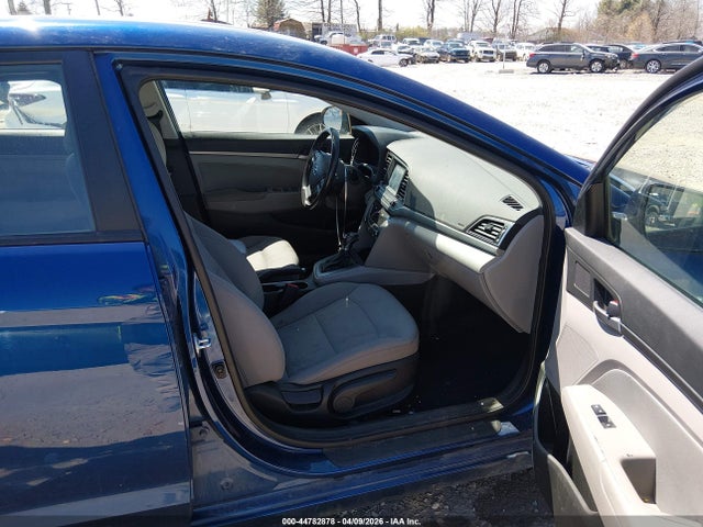Hyundai ELANTRA Value Edition