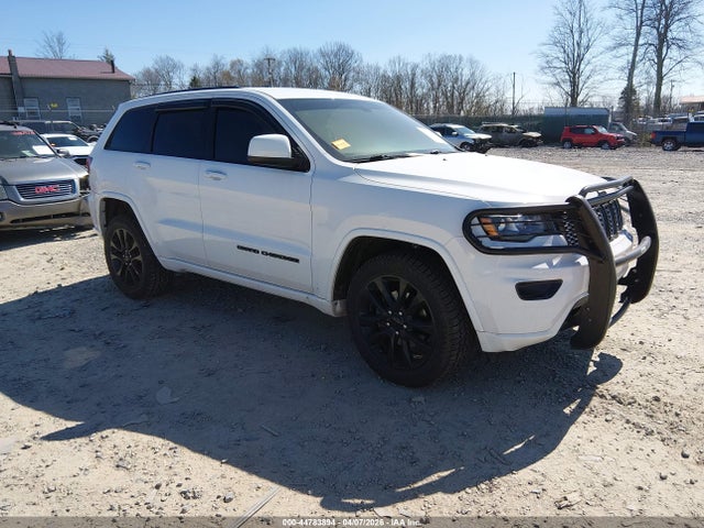 Salvage Jeep Grand Cherokee Image