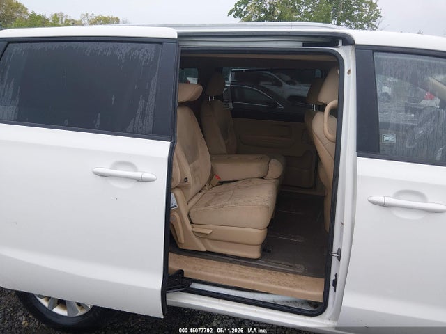 Kia Sedona Lx