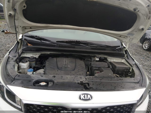 Kia Sedona Lx