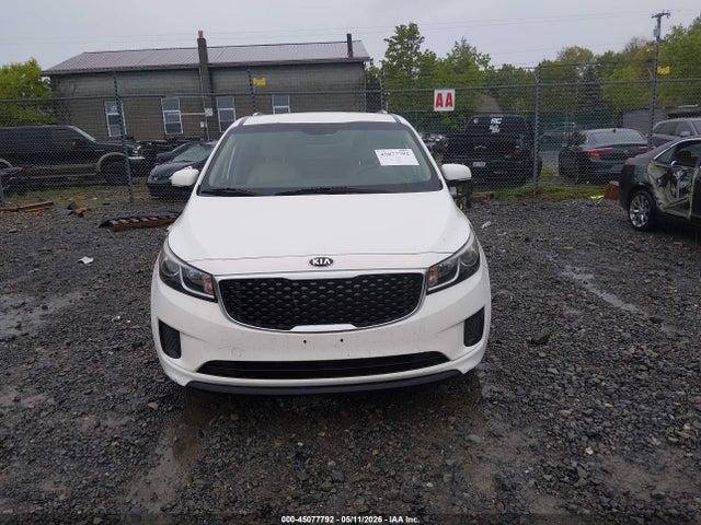Kia Sedona Lx