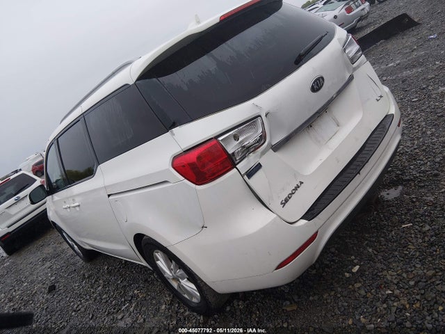 Kia Sedona Lx