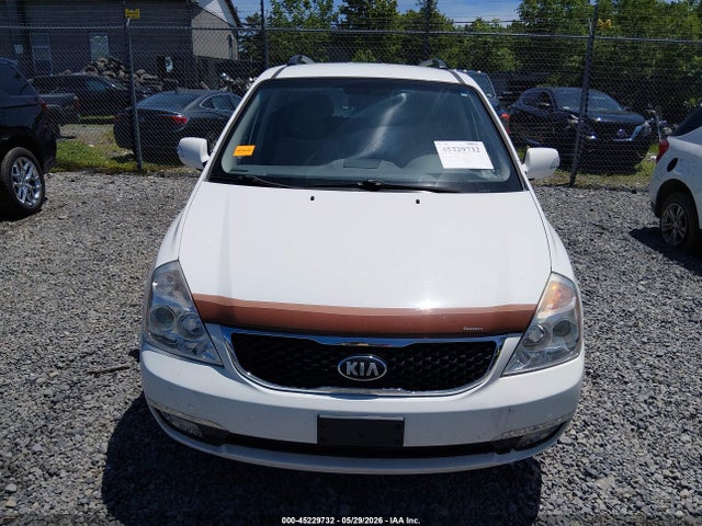 Kia Sedona Lx