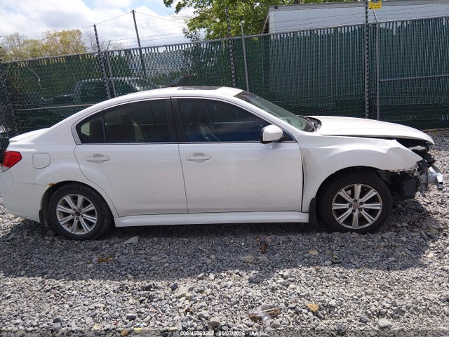 Subaru Legacy 2.5i Premium