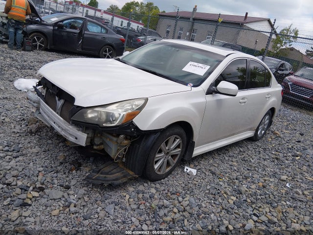Subaru Legacy 2.5i Premium