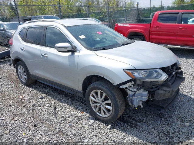 Salvage Nissan Rogue Image