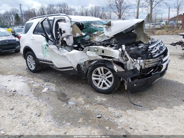 Salvage Ford Explorer Image