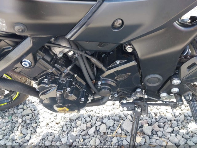 Suzuki Gsx-s750