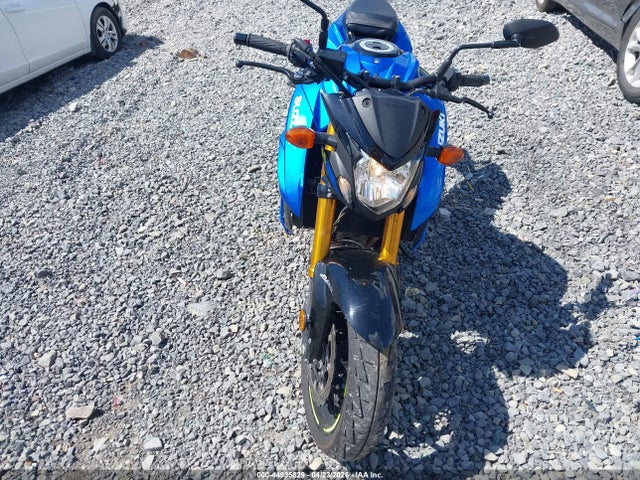 Suzuki Gsx-s750