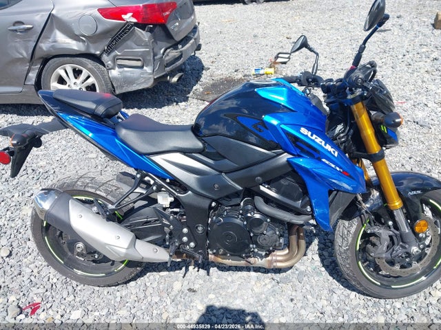 Suzuki Gsx-s750