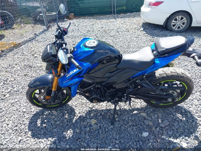Suzuki Gsx-s750