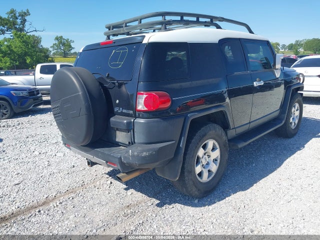 Toyota FJ Cruiser