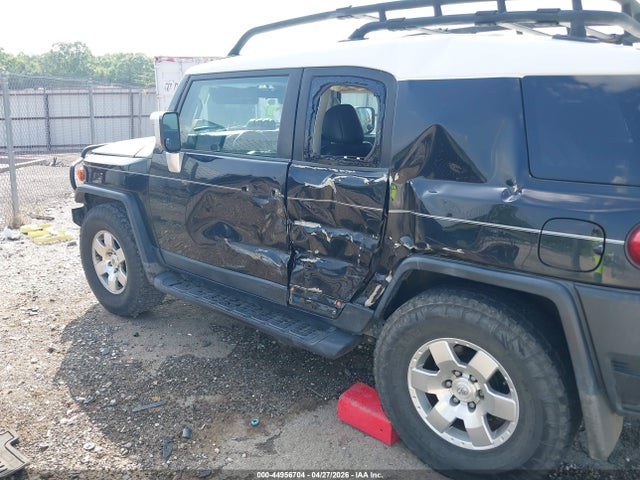 Toyota FJ Cruiser