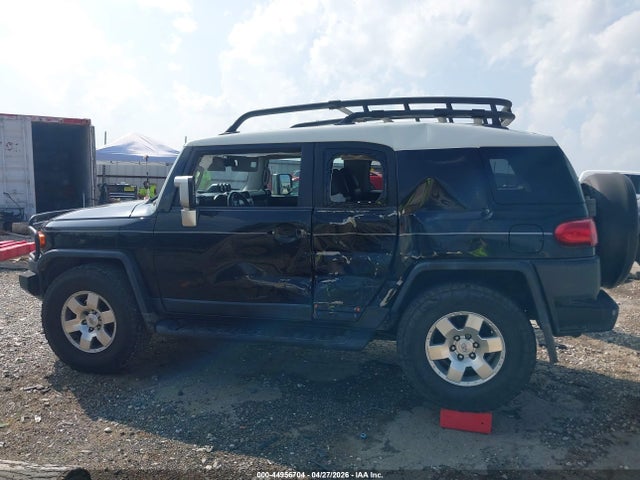 Toyota FJ Cruiser