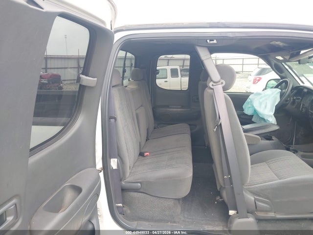 Toyota Tundra Sr5 V8