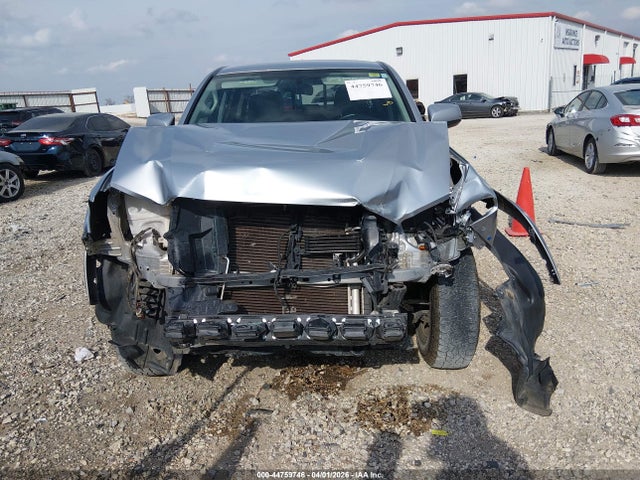 Toyota Tacoma Sr5 V6