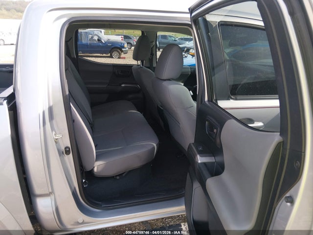 Toyota Tacoma Sr5 V6