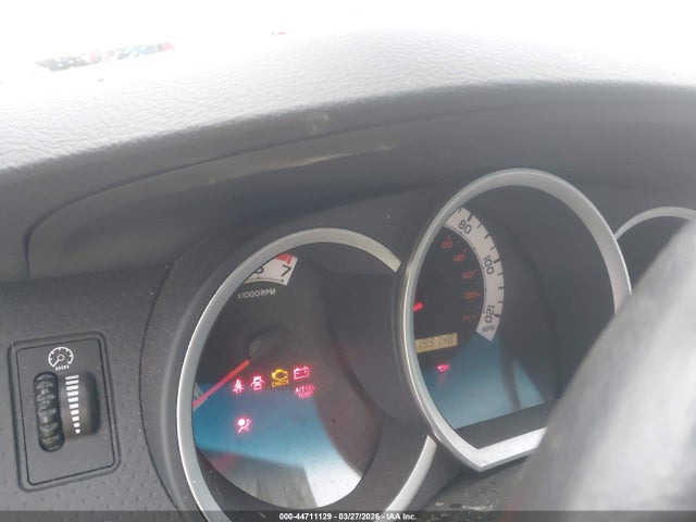 Toyota Tacoma Base V6