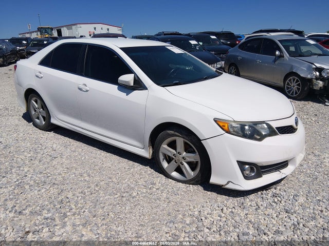 Salvage Toyota Camry Image