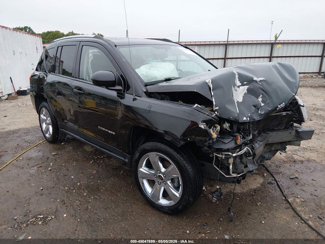 Salvage Jeep Compass Image