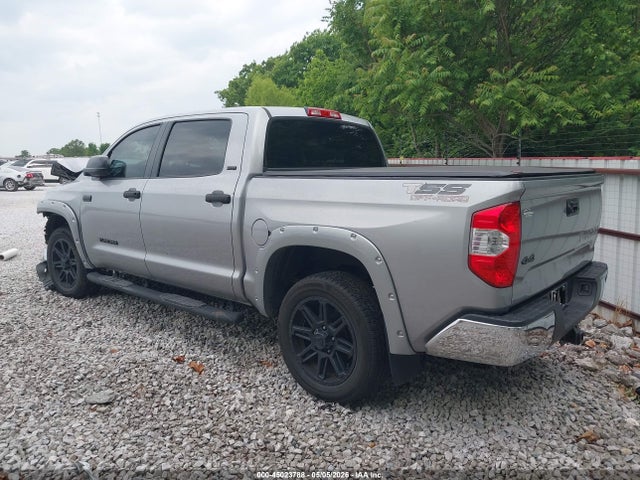 Toyota Tundra Sr5 5.7l V8