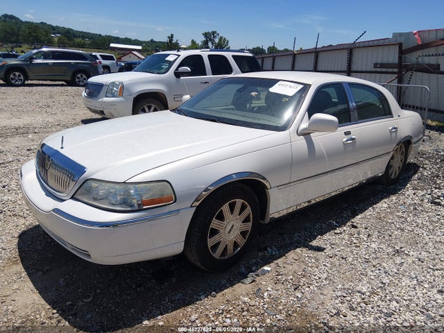 Lincoln Towncar Cartier