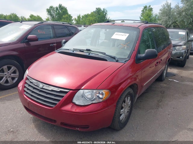 Chrysler Town & Country Touring