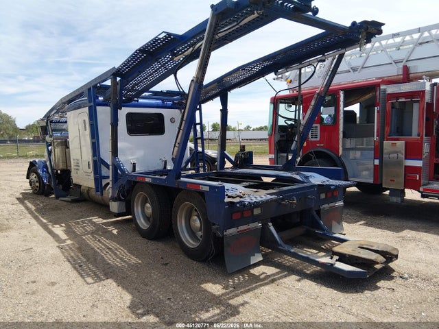 Peterbilt 388