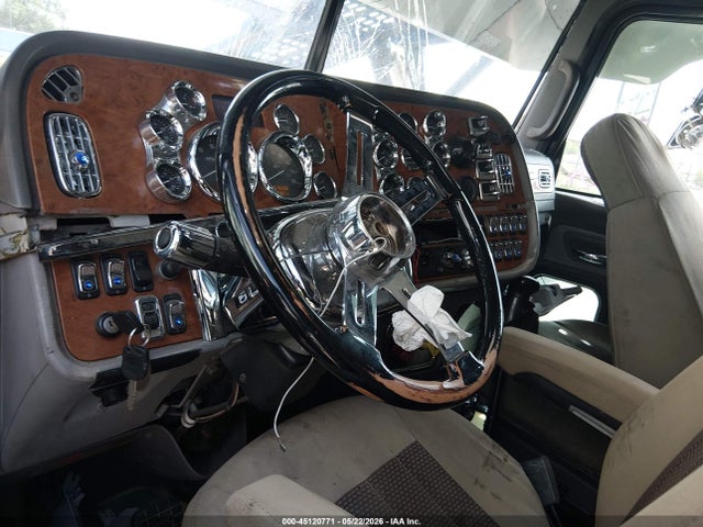 Peterbilt 388