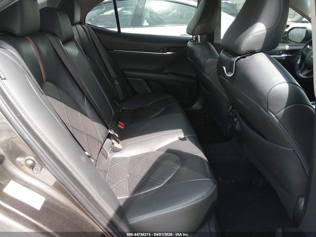 Toyota Camry Xle