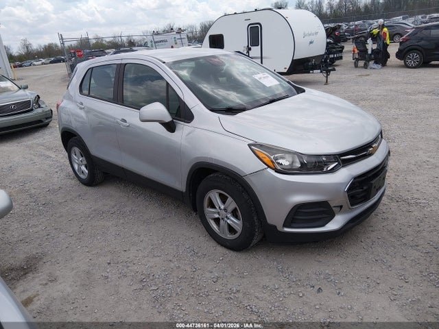 Salvage Chevrolet Trax Image