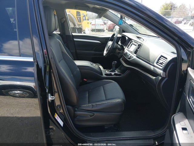 Toyota Highlander Le Plus V6