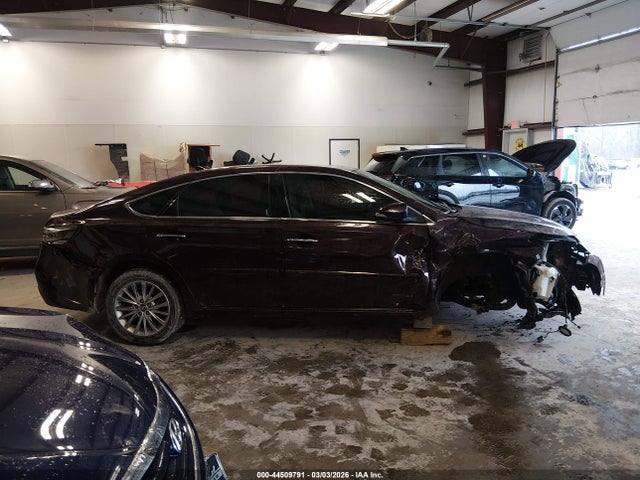 Toyota Avalon Hybrid Limited