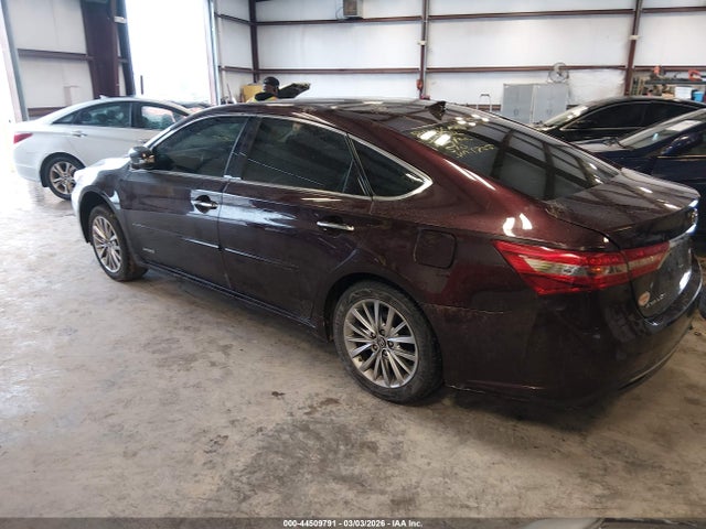 Toyota Avalon Hybrid Limited