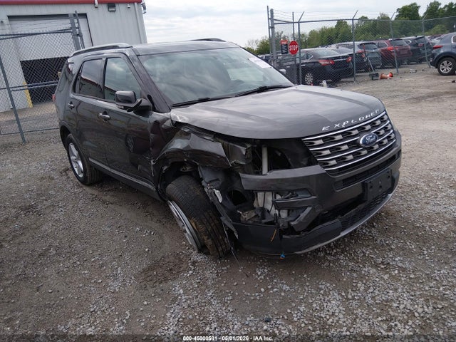 Salvage Ford Explorer Image