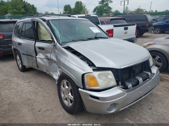 Salvage GMC Envoy Image
