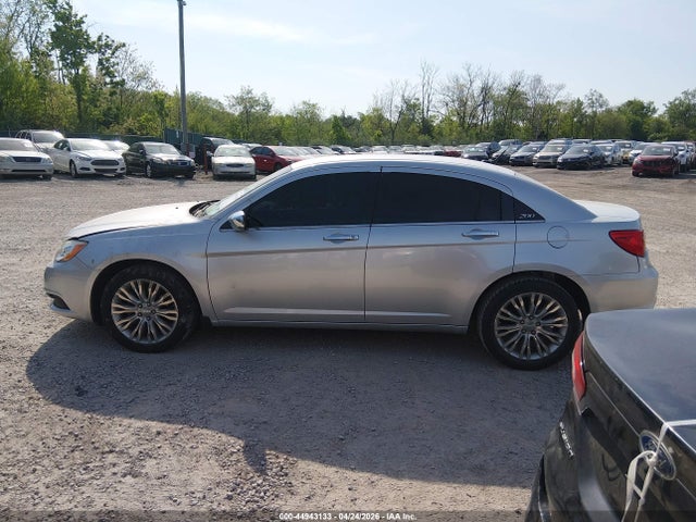 Chrysler 200 Limited