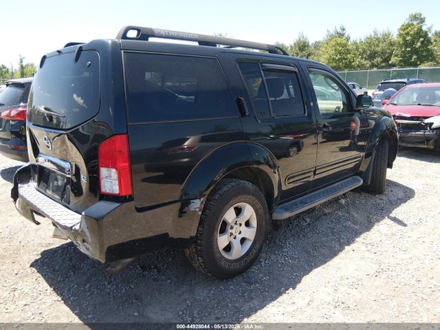 Nissan Pathfinder Se