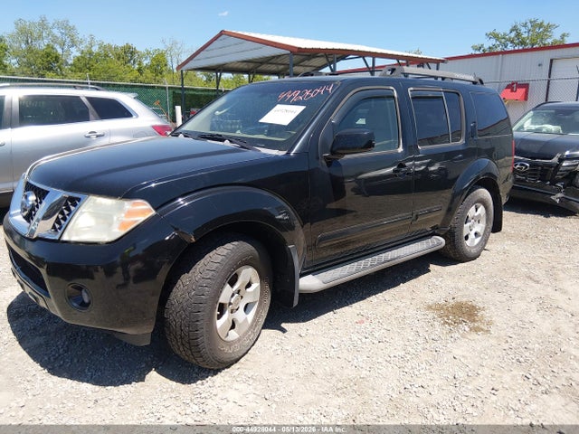 Nissan Pathfinder Se