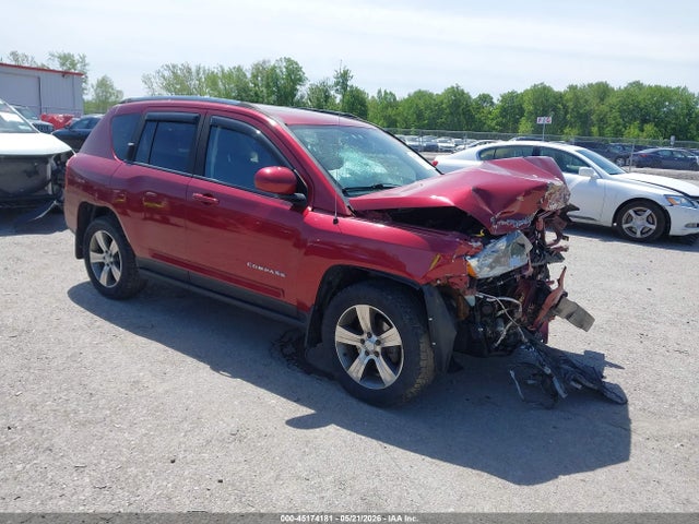 Salvage Jeep Compass Image