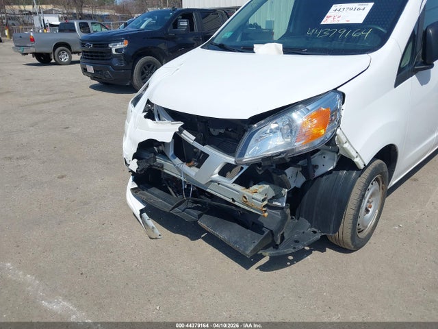 Nissan Nv S