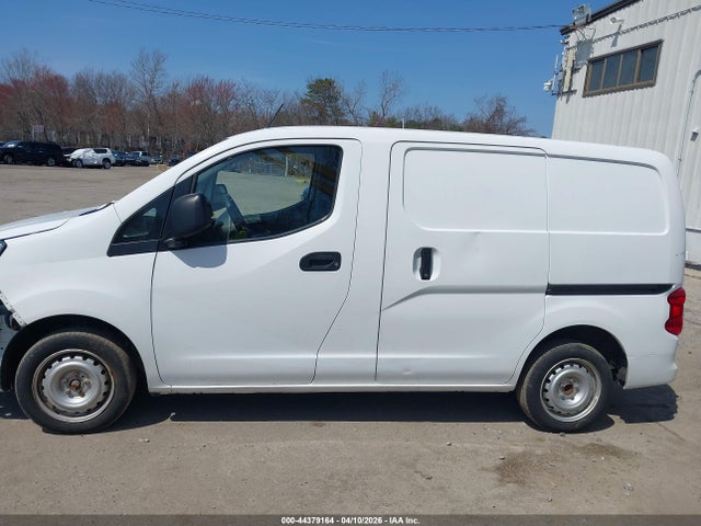 Nissan Nv S
