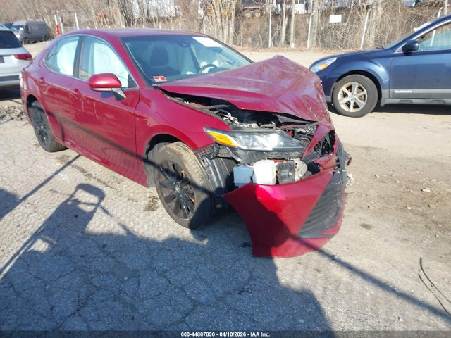 Salvage Toyota Camry Image