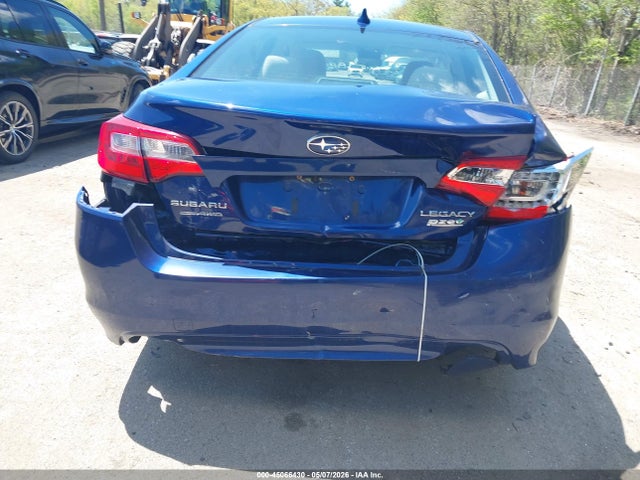 Subaru Legacy 2.5i Premium